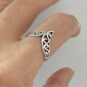 Sterling Silver Filigree V Shape Ring, Silver Rings, Swirls, Chevron, Swirly